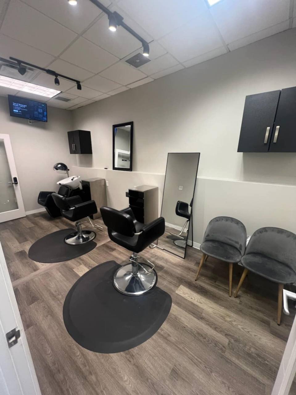 Styling station in a private suite at VG Salon Studios